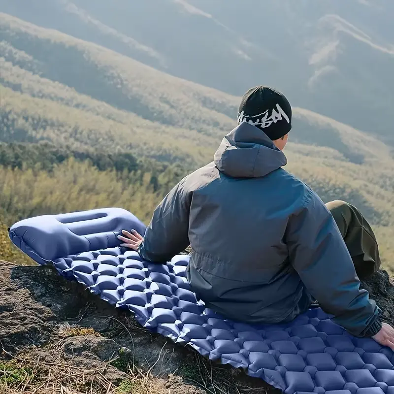 MATELAS GONFLANT CAMPING BYGD B1 SLEEPING PAD AVEC OREILLER MAX 200KG